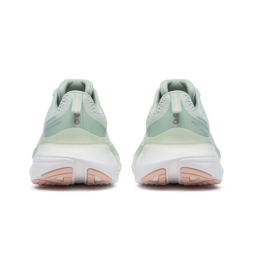 Saucony
