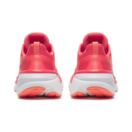 Saucony