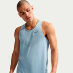 V&ecirc;tements Nike Nike Stride Maillot de course Hommes - bleu clair, argent